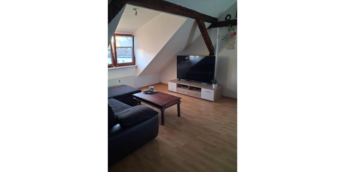 Dachgeschoßwohnung Dessau-Roßlau Roßlau - 2 Zimmer, 50 m&sup2;, 300&euro; | Angebot:26003358