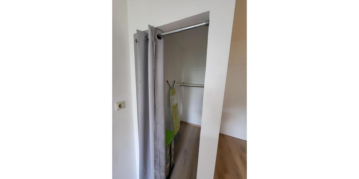 Dachgeschoßwohnung Hof Altstadt - 2 Zimmer, 50 m&sup2;, 380&euro; | Angebot:26591908