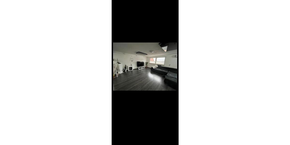 Etagenwohnung Esslingen am Neckar Oberesslingen - 4 Zimmer, 120 m&sup2;, 1.350&euro; | Angebot:26348681
