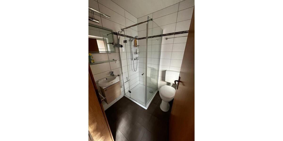 Wohnen auf Zeit Hemmingen - 10 Zimmer, 10 m&sup2;, 30&euro; | Angebot:20249374