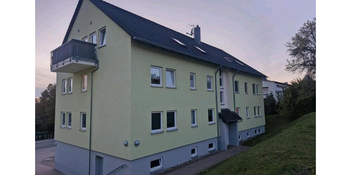 Dachgeschoßwohnung Grünhain-Beierfeld Beierfeld - 4 Zimmer, 80 m&sup2;, 549&euro; | Angebot:26491970