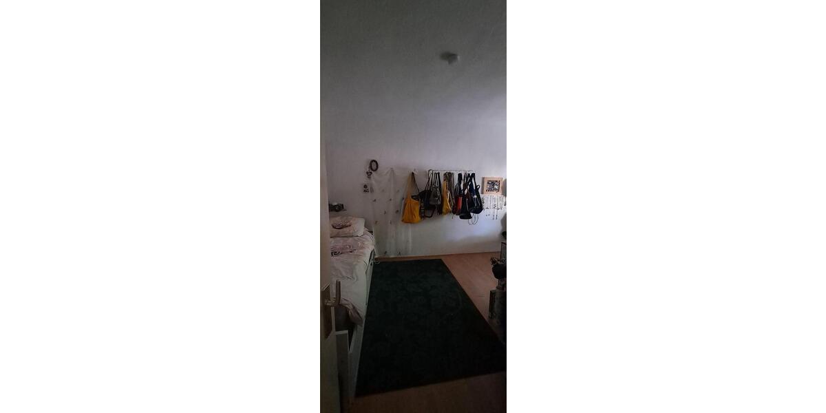 Etagenwohnung Essen Stadtbezirk III - 1 Zimmer, 39 m&sup2;, 500&euro; | Angebot:26671709