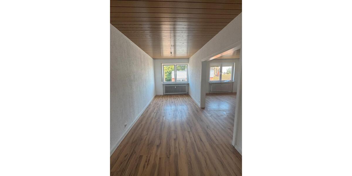 Etagenwohnung Sankt Ingbert - 4 Zimmer, 112 m&sup2;, 850&euro; | Angebot:25304787