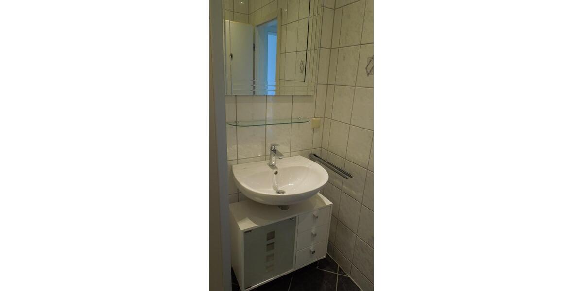 Rs – Hasten, 2 Zimmer, Wohnküche, Diele, Dusche WC 2 zimmer