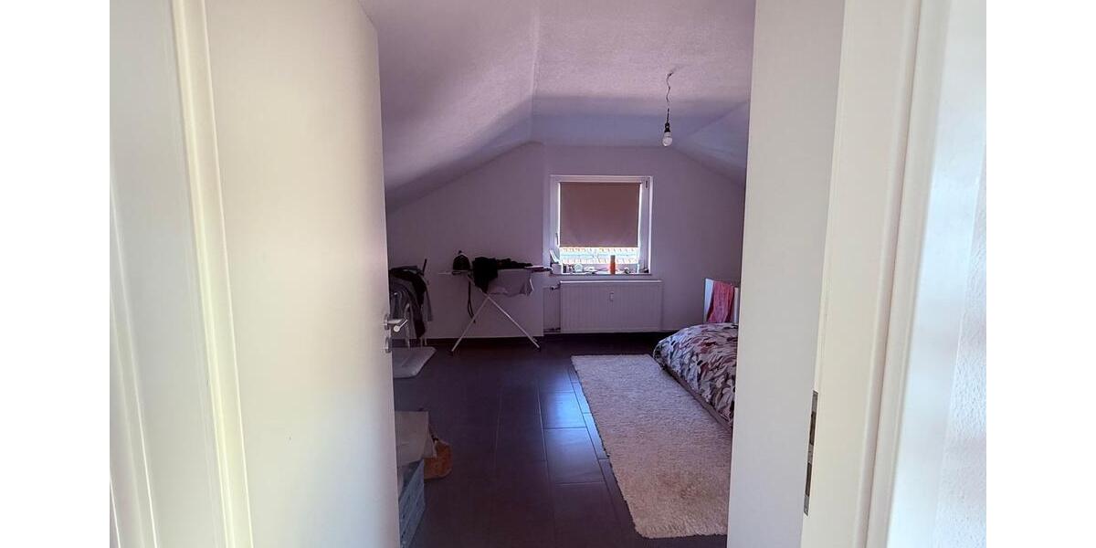 Dachgeschoßwohnung Schwaigern - 2 Zimmer, 55 m&sup2;, 780&euro; | Angebot:26022424
