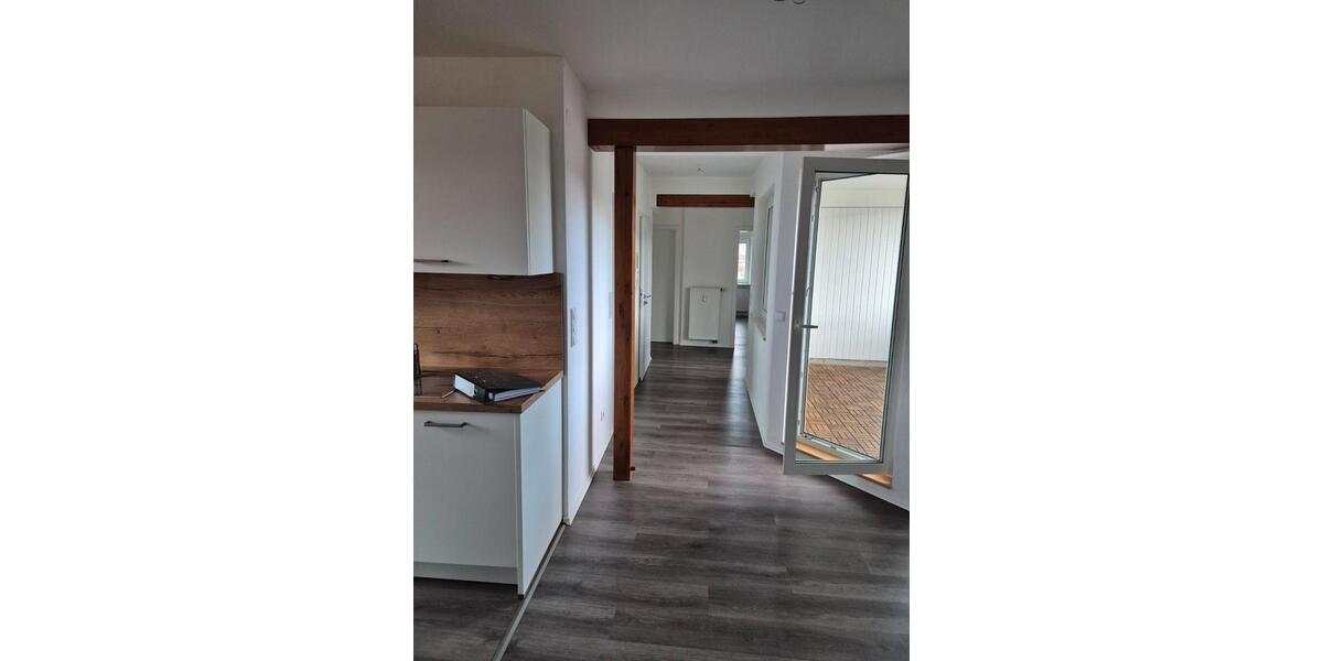 Dachgeschoßwohnung Knüllwald - 4 Zimmer, 80 m&sup2;, 740&euro; | Angebot:26006072