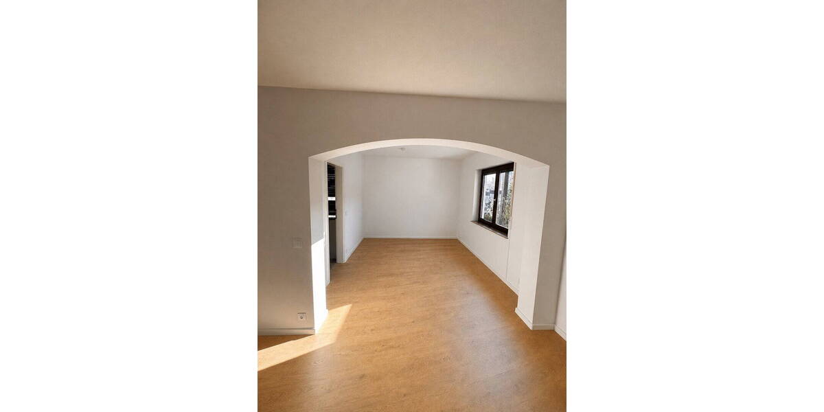 Etagenwohnung Wackernheim Wackernheim - 3 Zimmer, 115 m&sup2;, 1.650&euro; | Angebot:26794410