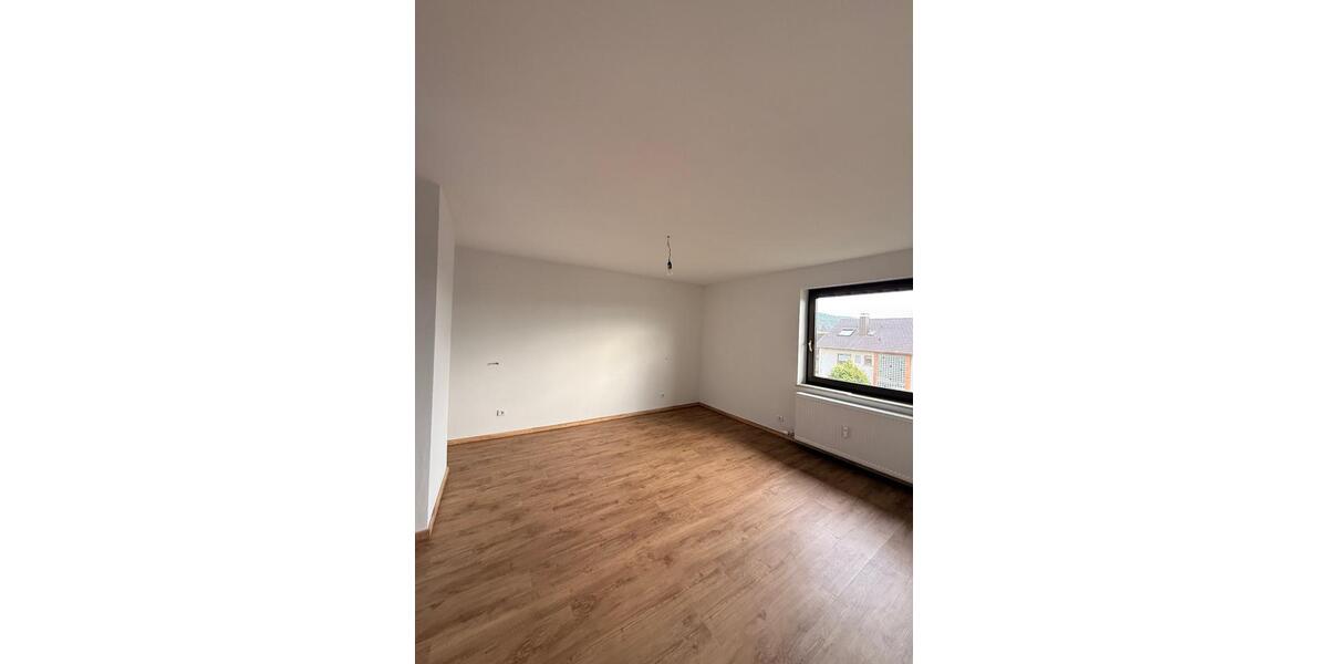 Etagenwohnung Harsdorf - 3.5 Zimmer, 73 m&sup2;, 750&euro; | Angebot:24534390