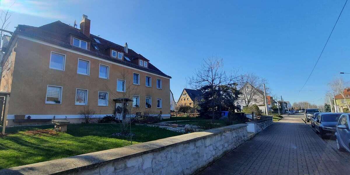 Etagenwohnung Schkopau Korbetha - 5 Zimmer, 103 m&sup2;, 824&euro; | Angebot:24529472