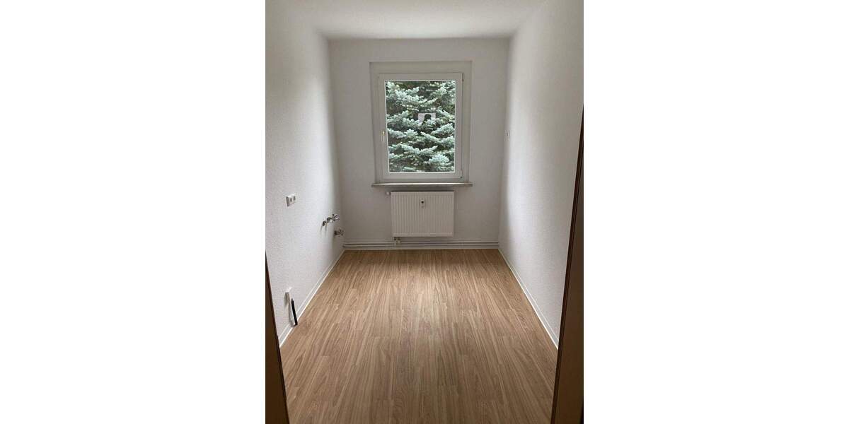 Etagenwohnung Arzberg - 3 Zimmer, 58 m&sup2;, 300&euro; | Angebot:25701629