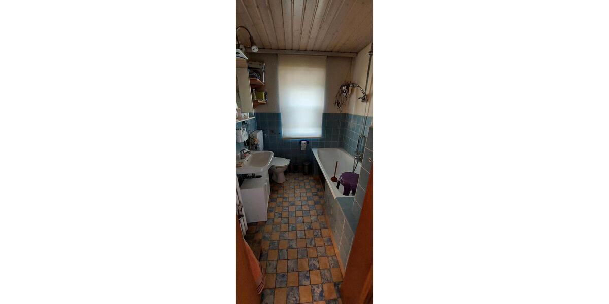 Dachgeschoßwohnung Felsberg - 2 Zimmer, 70 m&sup2;, 650&euro; | Angebot:26581588