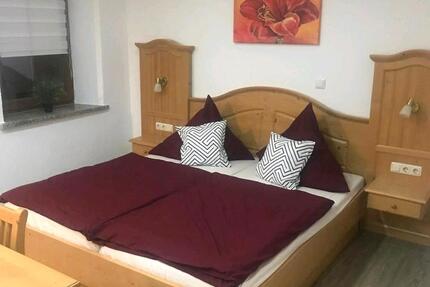 Wohnen auf Zeit Floß - 1 Zimmer, 25 m&sup2;, 180&euro; | Angebot:25921047