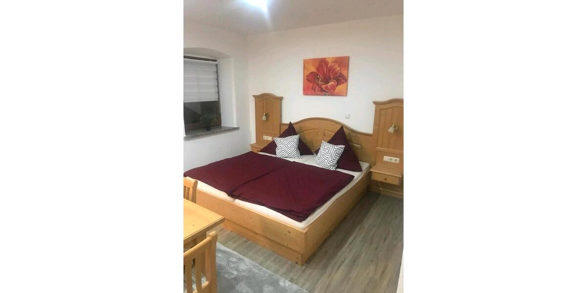 Wohnen auf Zeit Floß - 1 Zimmer, 25 m&sup2;, 180&euro; | Angebot:25921047
