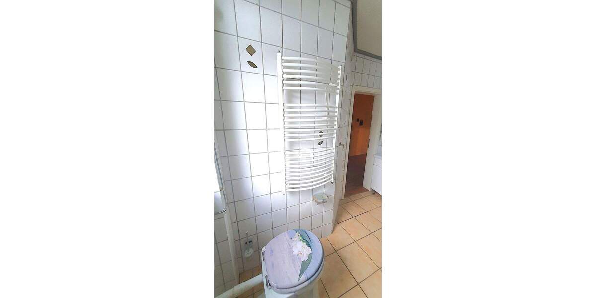 Schnuckelige 3-Raum-Wohnung im 3-Familien-Haus Schmalkalden, Einbauküche, zentrumsnah & im Grünen 3 zimmer