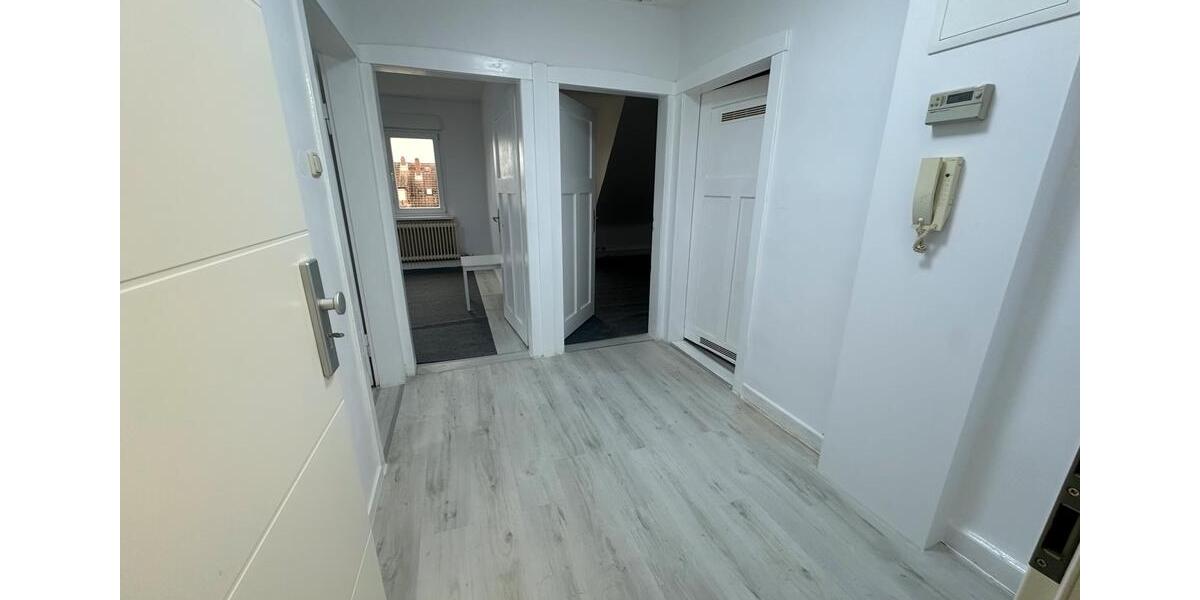 Dachgeschoßwohnung Friedrichsdorf - 2 Zimmer, 55 m&sup2;, 1.040&euro; | Angebot:26656472
