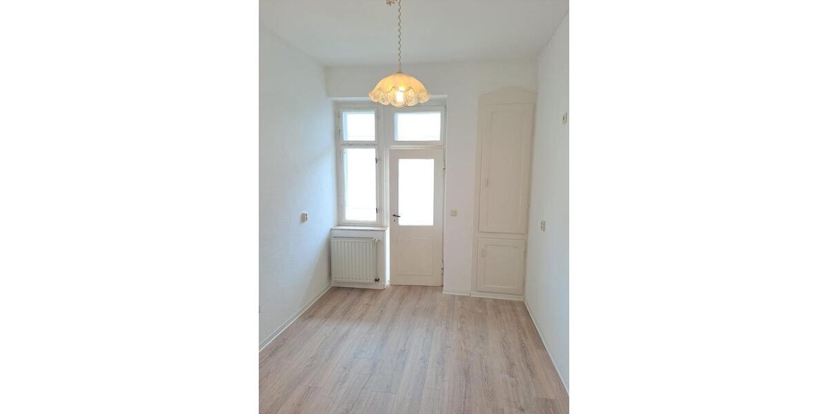 Etagenwohnung Waldheim - 3 Zimmer, 84 m&sup2;, 525&euro; | Angebot:25855293