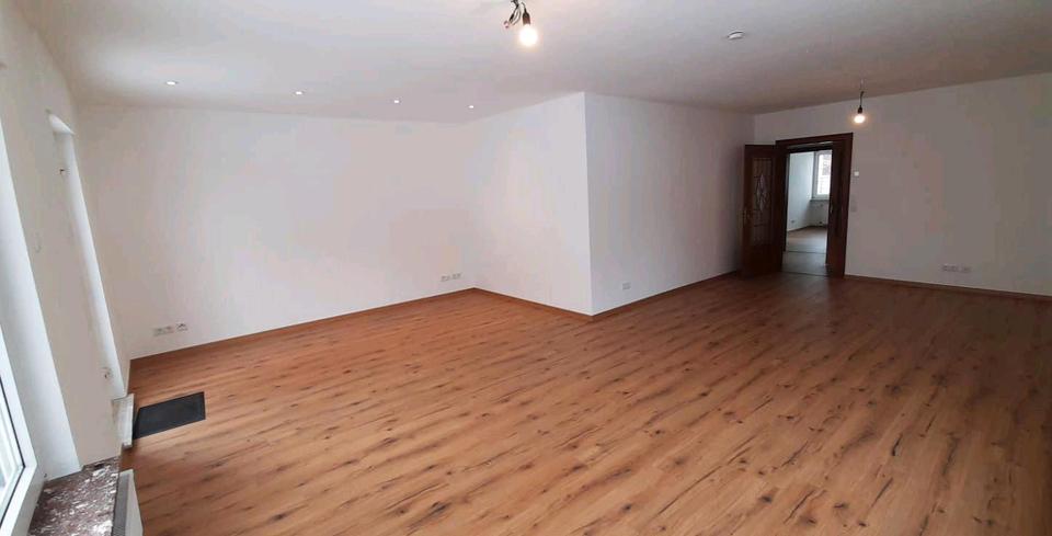 Etagenwohnung Schmallenberg - 4 Zimmer, 137 m&sup2;, 1.044&euro; | Angebot:24521571