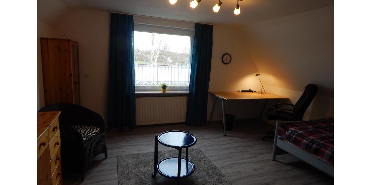 Wohnen auf Zeit Elmshorn - 3 Zimmer, 18 m&sup2;, 385&euro; | Angebot:8243670