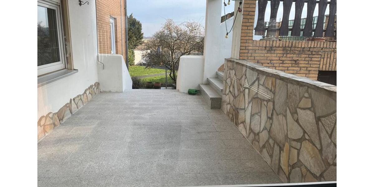 Erdgeschoßwohnung Seelze - 5 Zimmer, 120 m&sup2;, 1.400&euro; | Angebot:25048515