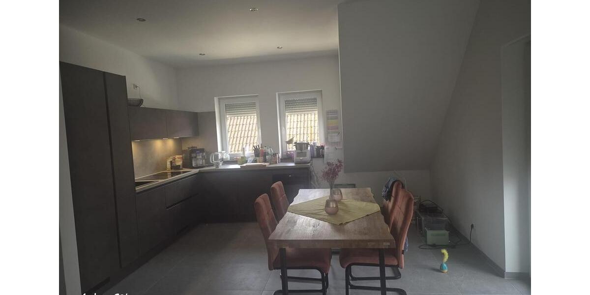 Dachgeschoßwohnung Rodgau - 3 Zimmer, 110 m&sup2;, 1.400&euro; | Angebot:26660603