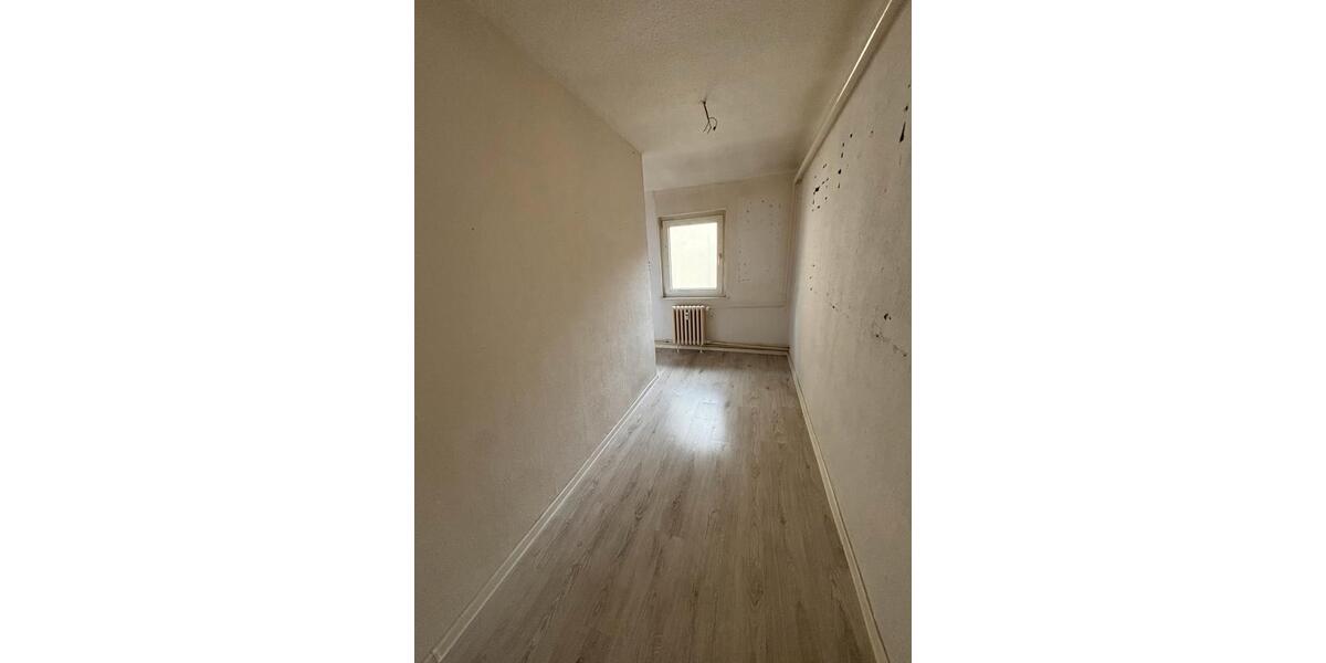 Dachgeschoßwohnung Bad Karlshafen - 3 Zimmer, 87 m&sup2;, 460&euro; | Angebot:25022403