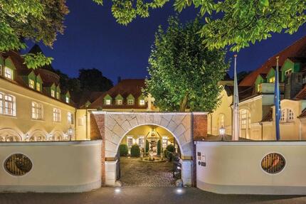 Wohnen auf Zeit Recklinghausen - 3 Zimmer, 90 m&sup2;, 1.800&euro; | Angebot:24308325