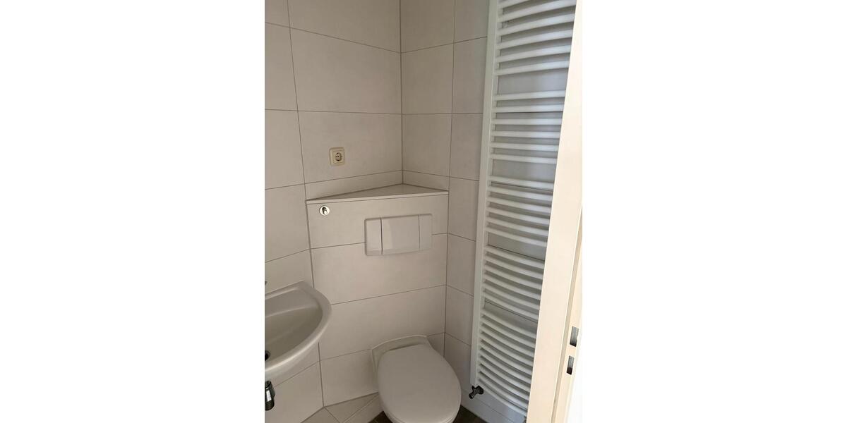 Etagenwohnung Schwerin - 2 Zimmer, 43 m&sup2;, 500&euro; | Angebot:26553095