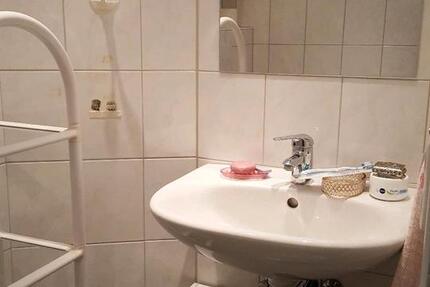 Helle gemütliche 2 Zimmerwohnung in P.W.-Veltheim 2 zimmer