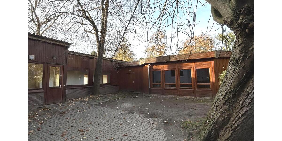 Büros mit kleiner Halle zimmer