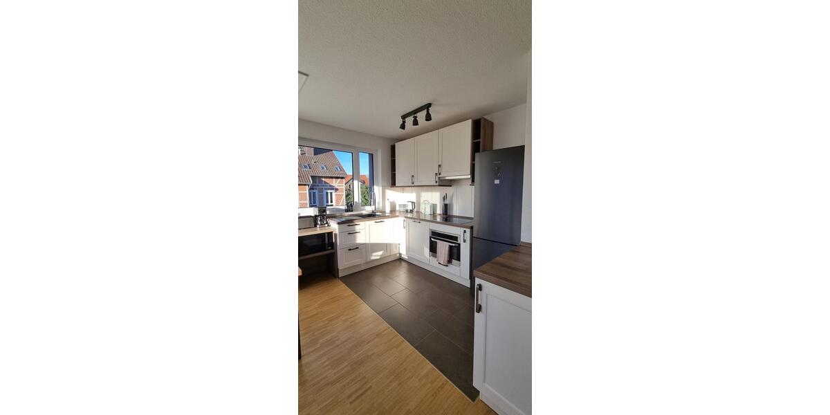 Zentrale und ruhige 2-Zi.-Wohnung, ab 1 Monat, voll möbliert 2 zimmer