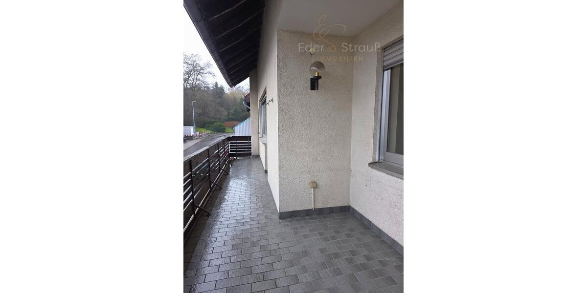 Etagenwohnung Sankt Wendel - 4 Zimmer, 110 m&sup2;, 800&euro; | Angebot:26442844