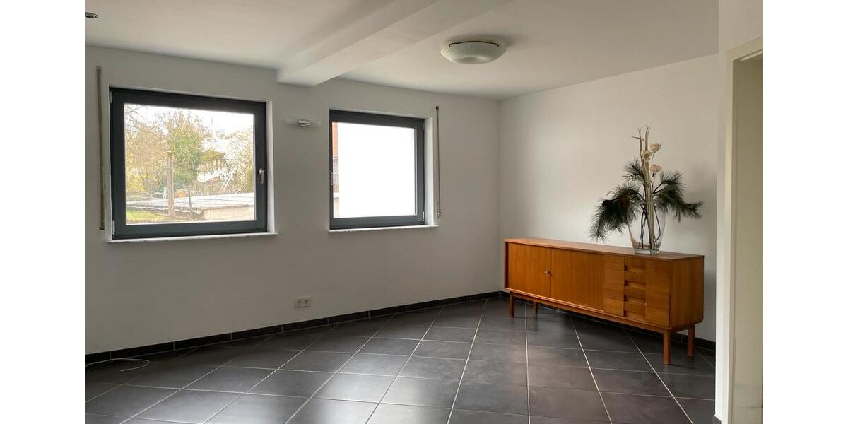 Erdgeschoßwohnung Püttlingen - 2 Zimmer, 50 m&sup2;, 550&euro; | Angebot:25792542