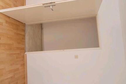 WG mit großem Wohnzimmer direkt an der Uni 1 zimmer