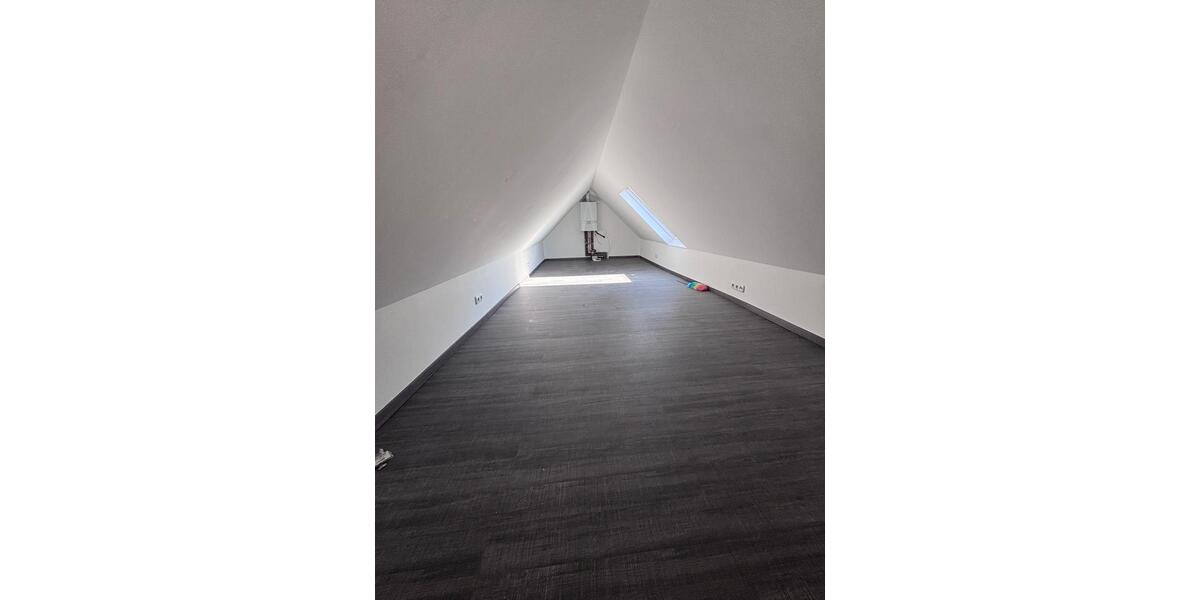 Etagenwohnung Wuppertal - 2.5 Zimmer, 76 m&sup2;, 725&euro; | Angebot:26423994