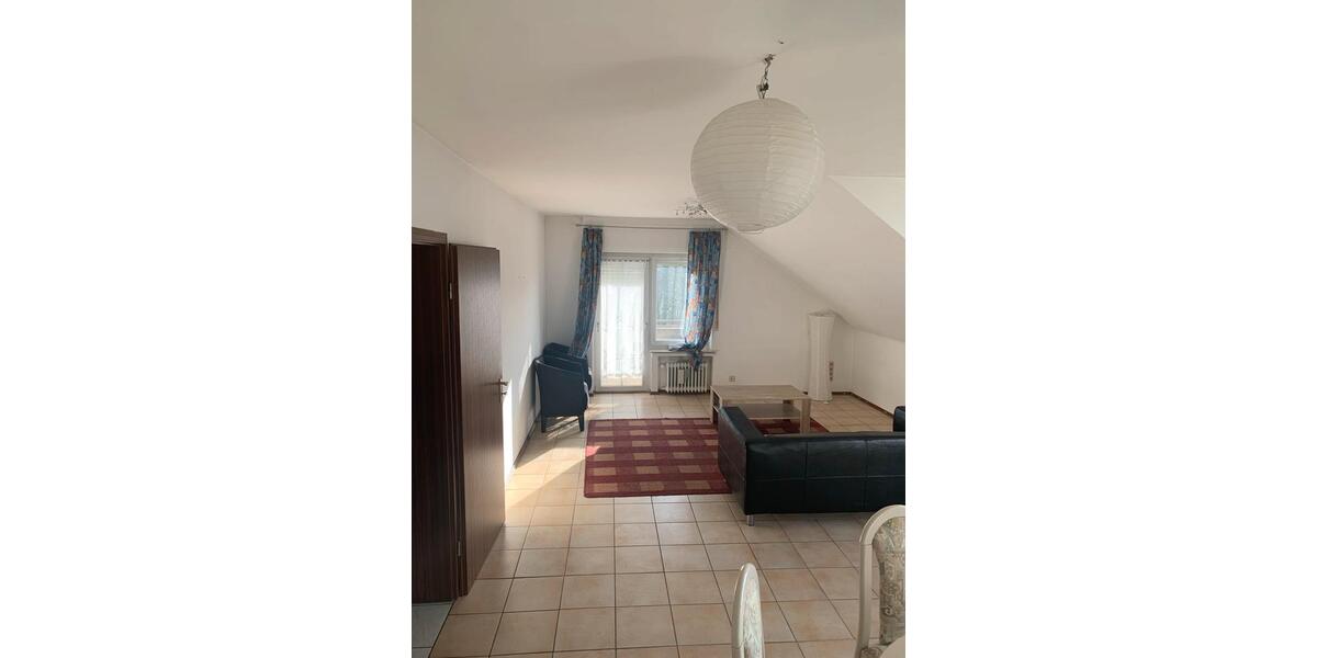Dachgeschoßwohnung Nümbrecht - 2 Zimmer, 84 m&sup2;, 700&euro; | Angebot:24616438