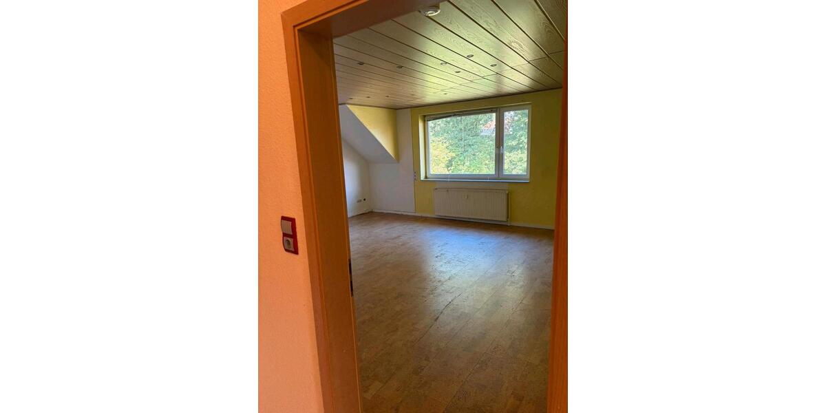 Etagenwohnung Schiffdorf - 3 Zimmer, 100 m&sup2;, 1.050&euro; | Angebot:27614192