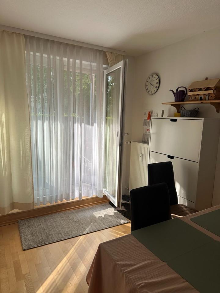 Helle 4,5-ZKB-Erdgeschoßwohnung mit Terrasse, Garten und Tiefgar