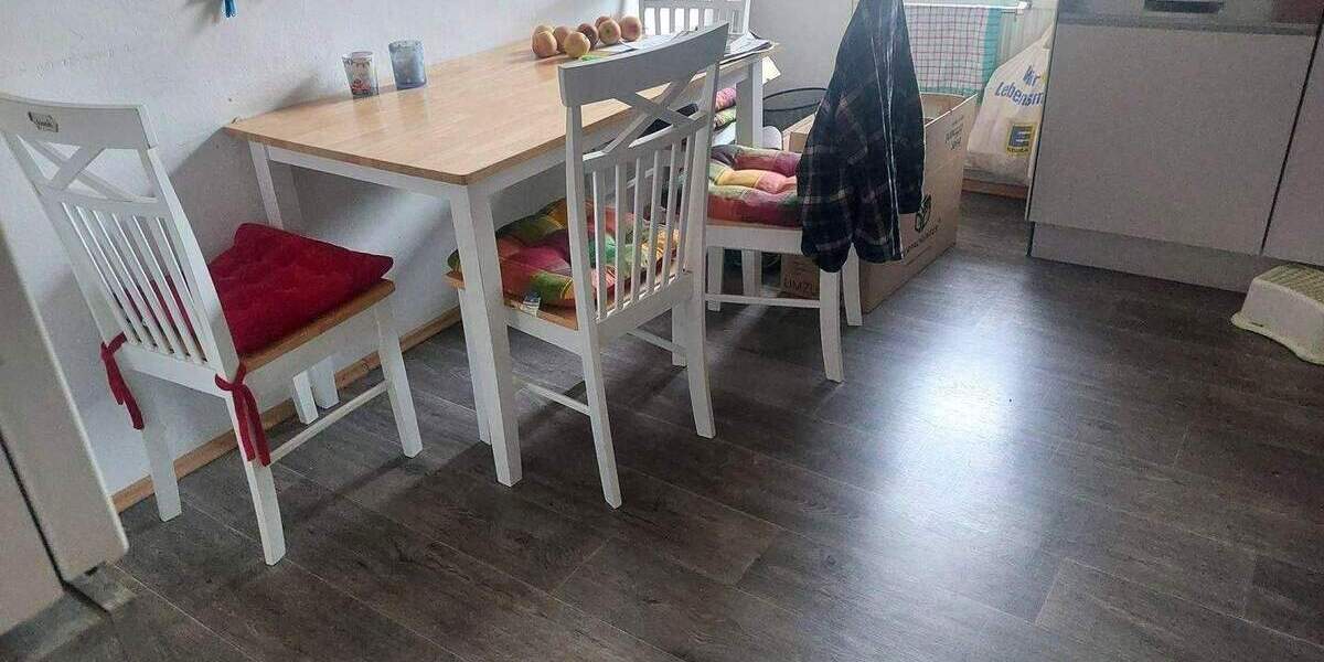 Etagenwohnung Zirndorf Weinzierlein - 3 Zimmer, 82 m&sup2;, 697&euro; | Angebot:25107879