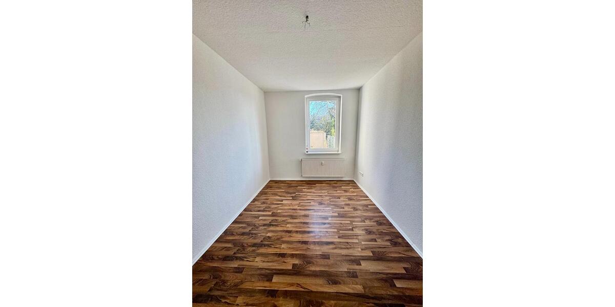 Erdgeschoßwohnung Gelsenkirchen Erle - 4 Zimmer, 98 m&sup2;, 750&euro; | Angebot:24847203