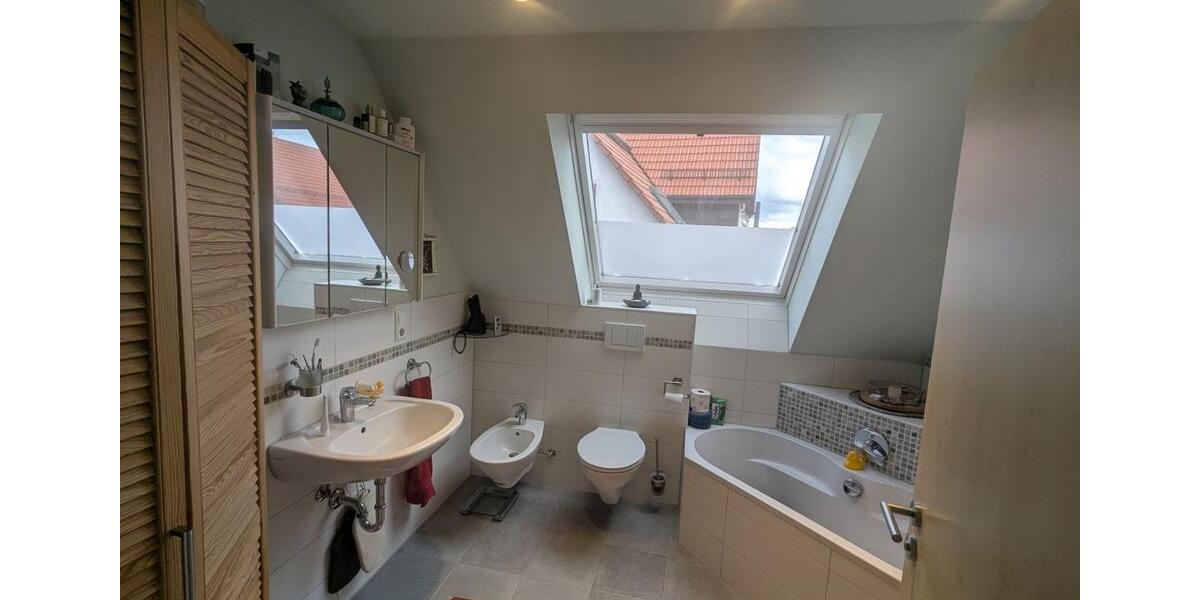 Dachgeschoßwohnung Blaubeuren - 2 Zimmer, 70 m&sup2;, 950&euro; | Angebot:24842587