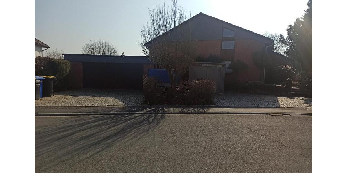 Einfamilienhaus Schwalmstadt - 6 Zimmer, 165 m&sup2;, 1.198&euro; | Angebot:25496755