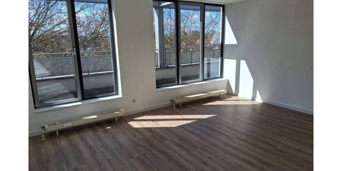 Etagenwohnung Oranienburg - 2 Zimmer, 71 m&sup2;, 970&euro; | Angebot:26107810