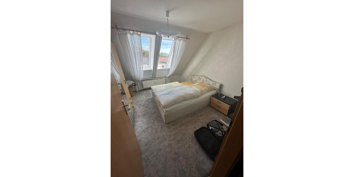 Dachgeschoßwohnung Stauchitz - 2 Zimmer, 44 m&sup2;, 265&euro; | Angebot:26365857