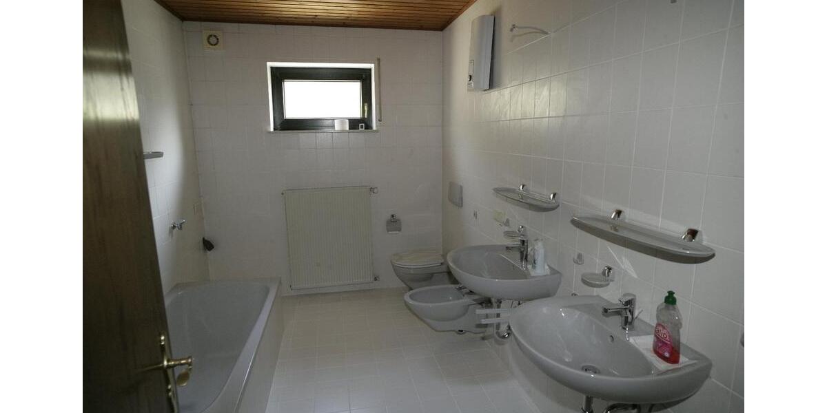 Etagenwohnung Nastätten - 3 Zimmer, 96 m&sup2;, 740&euro; | Angebot:26237366