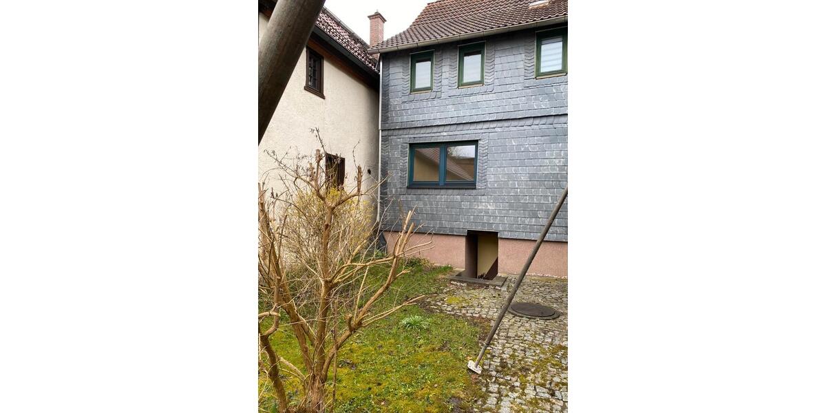 Erdgeschoßwohnung Zella-Mehlis Mehlis - 2 Zimmer, 45 m&sup2;, 300&euro; | Angebot:25977654