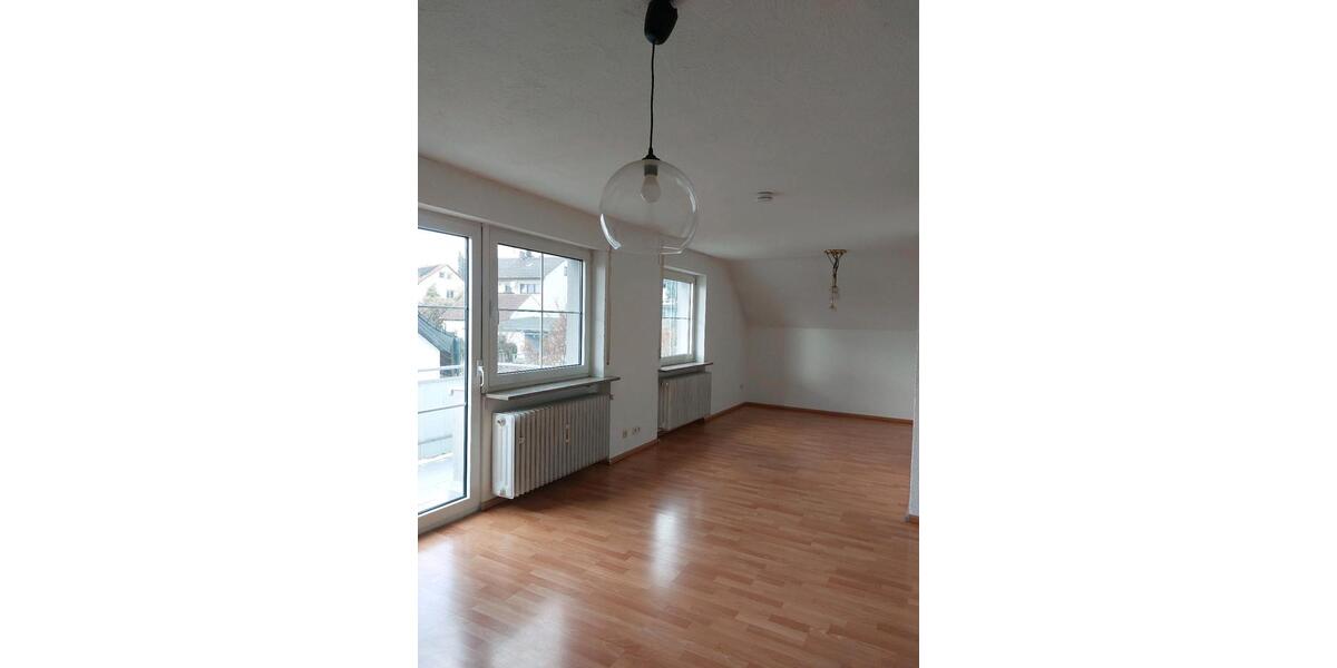 Etagenwohnung Niederstotzingen - 3 Zimmer, 81 m&sup2;, 950&euro; | Angebot:26681923