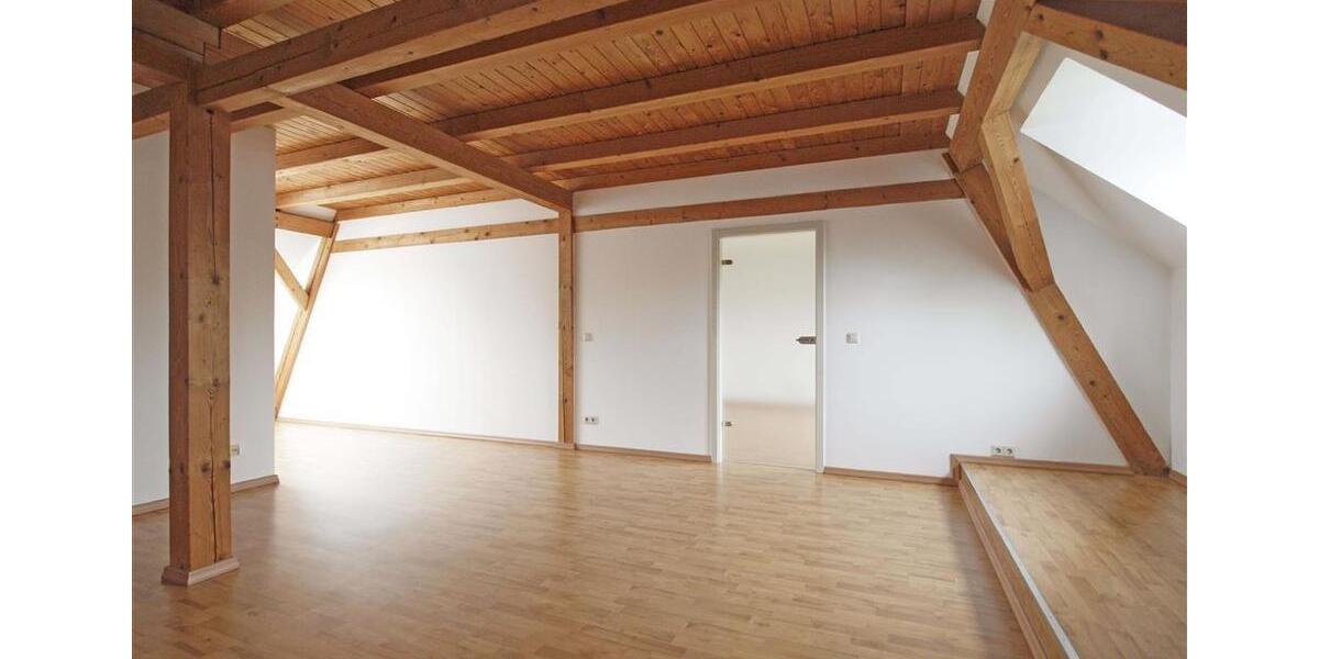 Maisonettenwohnung Hainichen - 3 Zimmer, 99 m&sup2;, 594&euro; | Angebot:25974073