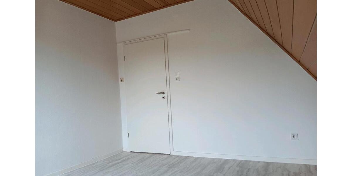 Dachgeschoßwohnung Hemer - 3 Zimmer, 57 m&sup2;, 580&euro; | Angebot:25857357