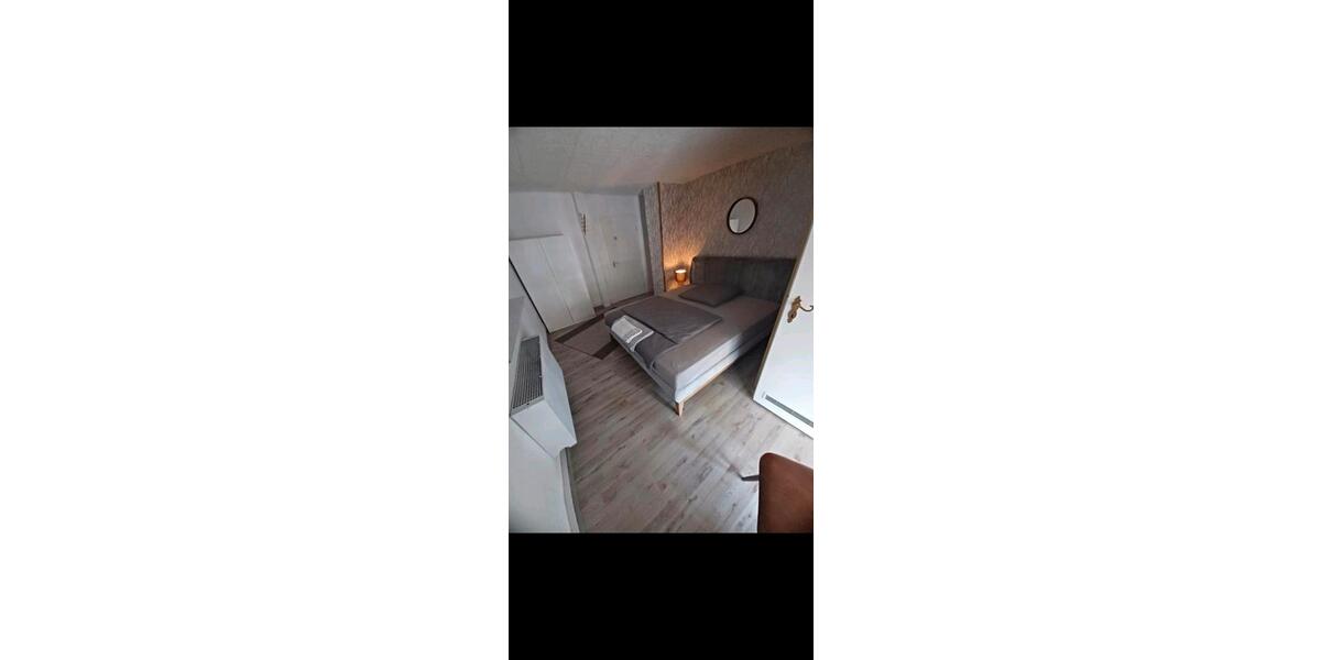 Etagenwohnung Neuenbürg - 4 Zimmer, 20 m&sup2;, 500&euro; | Angebot:24795761