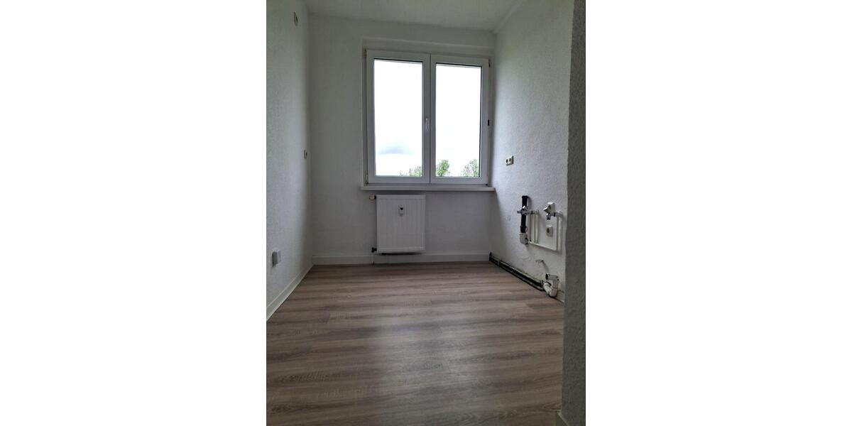 Etagenwohnung Elsteraue - 3 Zimmer, 58 m&sup2;, 320&euro; | Angebot:26558104